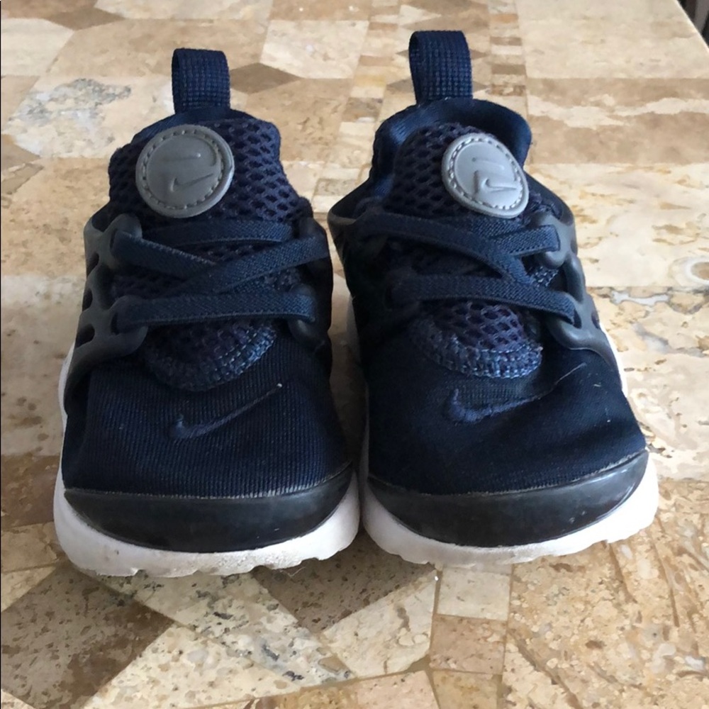 Nike Presto navy blue size 6 toddler